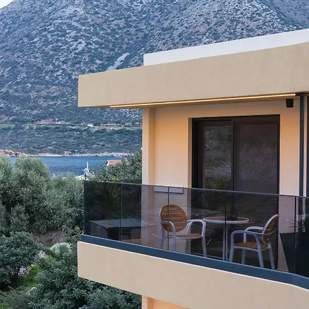 Elmima Luxury 'by Checkin' Villa